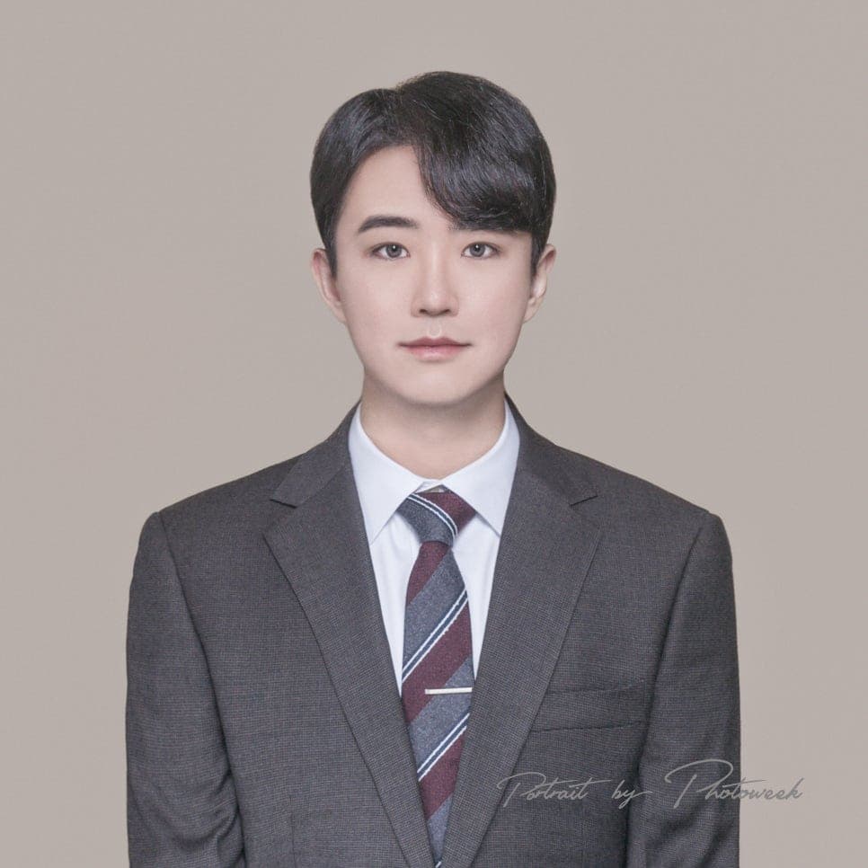 취업사진 예시 2